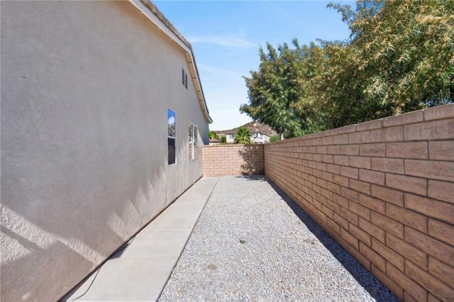 31081 Cedar Oak Road, Menifee, CA 92584