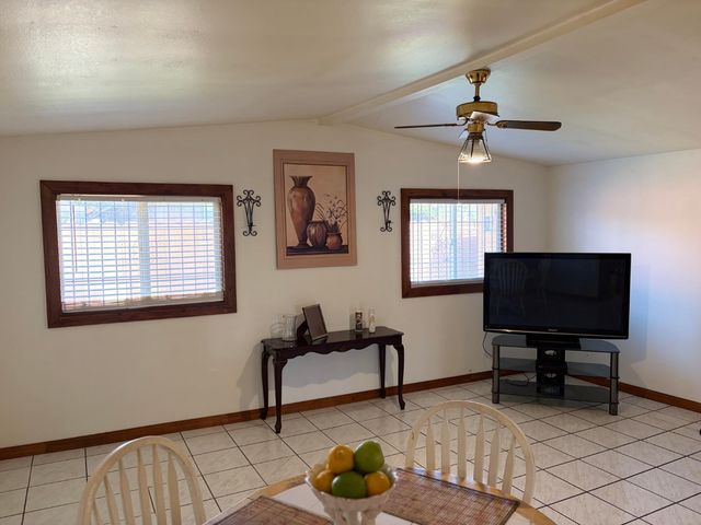 27864 Mandarin Ave, Hayward, CA 94544