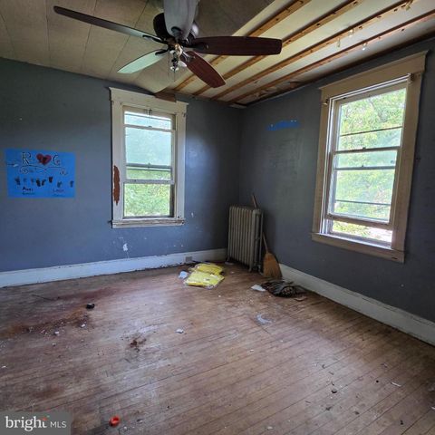1701 DUNDALK AVE, Baltimore, MD 21222