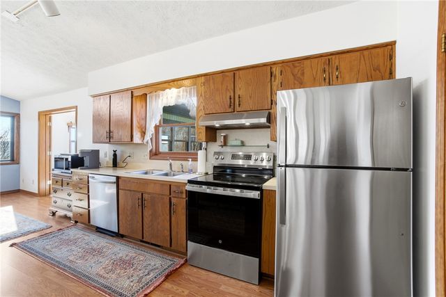 70 Pleasant Ridge Drive, Holiday Island, AR 72631