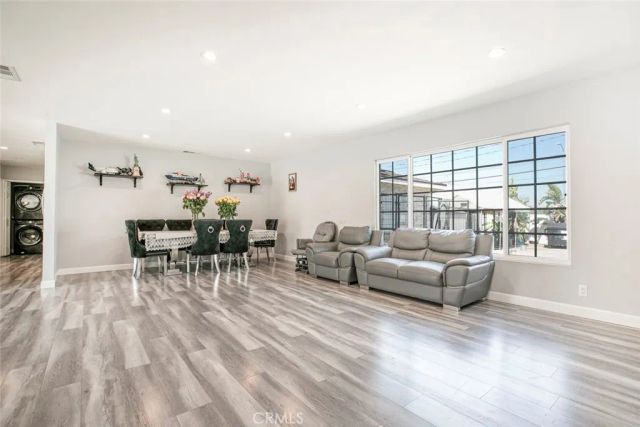 11024 Peoria Street, Sun Valley, CA 91352