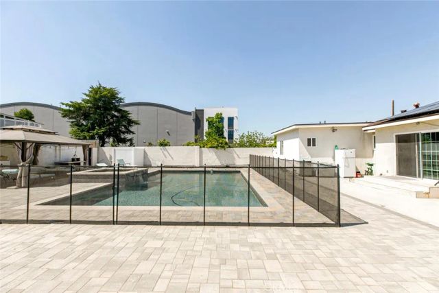 11024 Peoria Street, Sun Valley, CA 91352