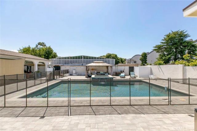 11024 Peoria Street, Sun Valley, CA 91352