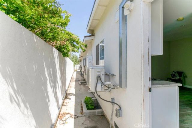 11024 Peoria Street, Sun Valley, CA 91352