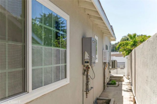 11024 Peoria Street, Sun Valley, CA 91352