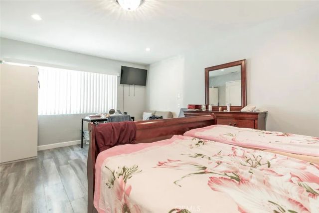 11024 Peoria Street, Sun Valley, CA 91352