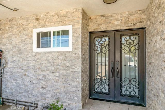 11024 Peoria Street, Sun Valley, CA 91352