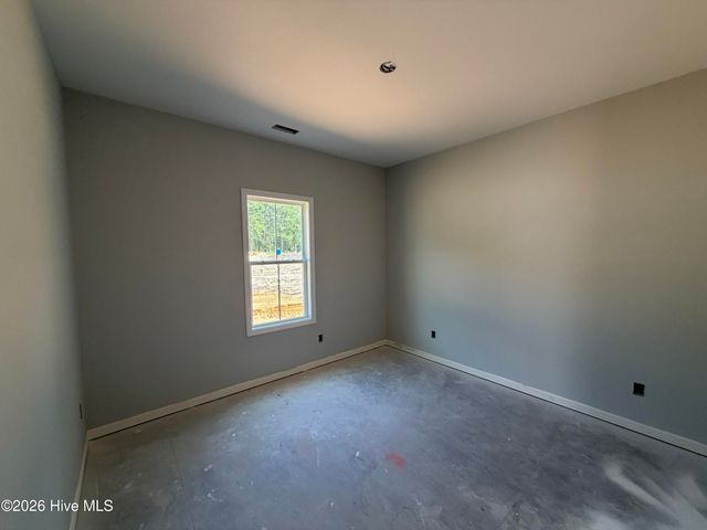 41 Peach Court, Burgaw, NC 28425