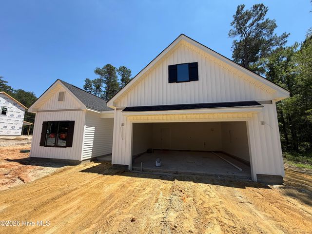 41 Peach Court, Burgaw, NC 28425