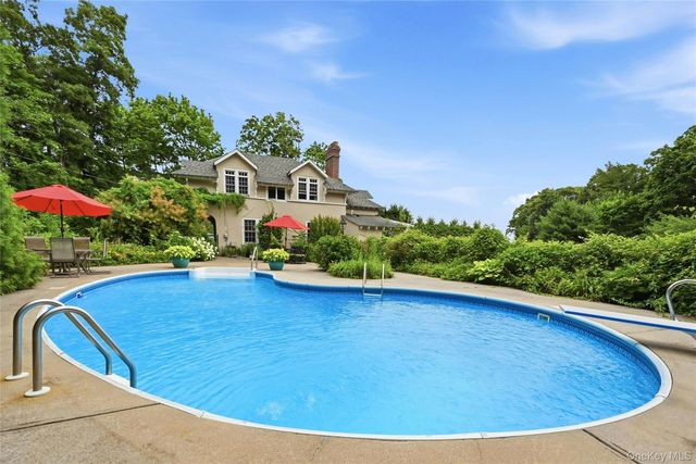 14 Terra Mar Drive, Huntington Bay, NY 11743