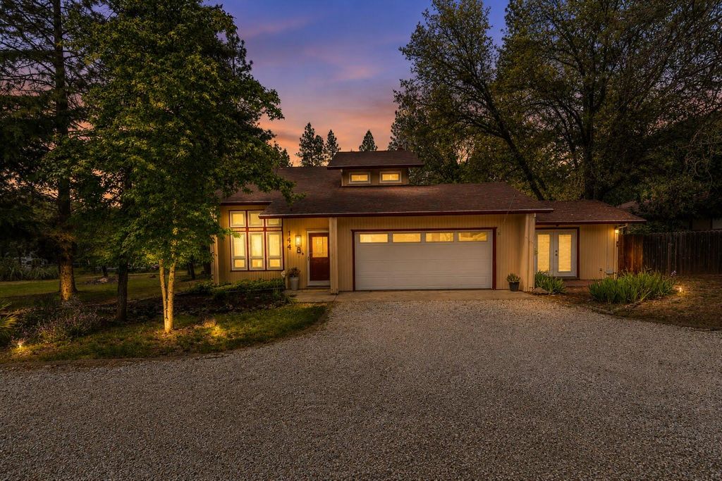 144 Worden Way, Grants Pass, OR 97527