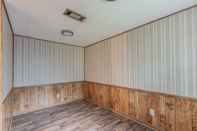 702 Fouts Drive, Irving, TX 75061