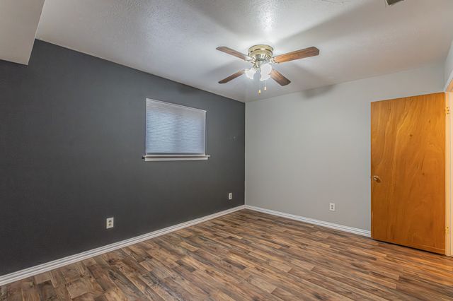 702 Fouts Drive, Irving, TX 75061