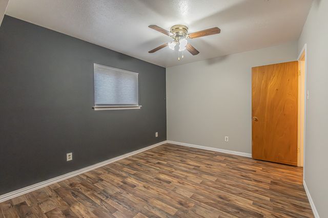 702 Fouts Drive, Irving, TX 75061