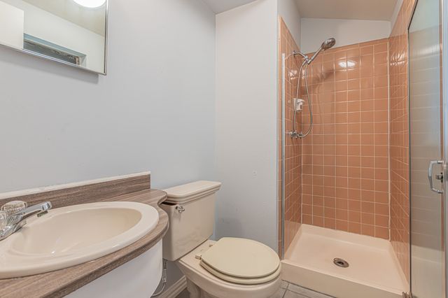 702 Fouts Drive, Irving, TX 75061