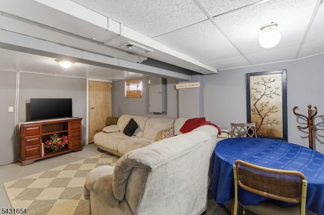 11 Gregory Ter, Morristown Town, NJ 07960