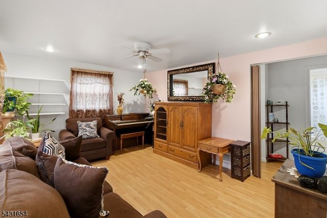 11 Gregory Ter, Morristown Town, NJ 07960