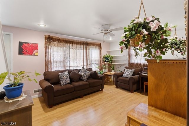 11 Gregory Ter, Morristown Town, NJ 07960