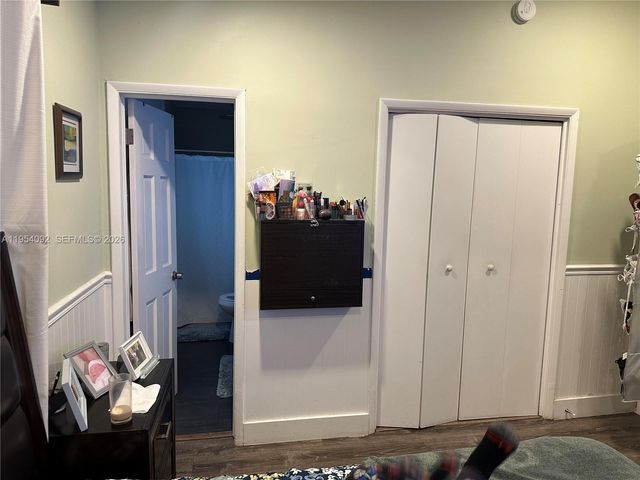 5700 SW 54th Ter, Davie, FL 33314