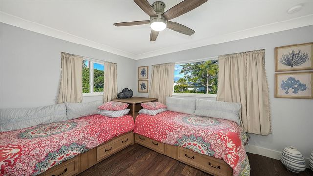 1050 BOGEY LANE, Longboat Key, FL 34228