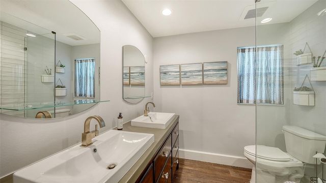 1050 BOGEY LANE, Longboat Key, FL 34228