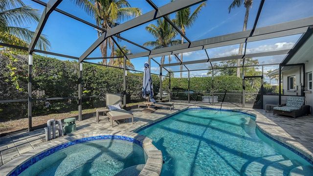 1050 BOGEY LANE, Longboat Key, FL 34228