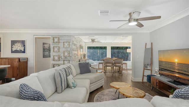 1050 BOGEY LANE, Longboat Key, FL 34228