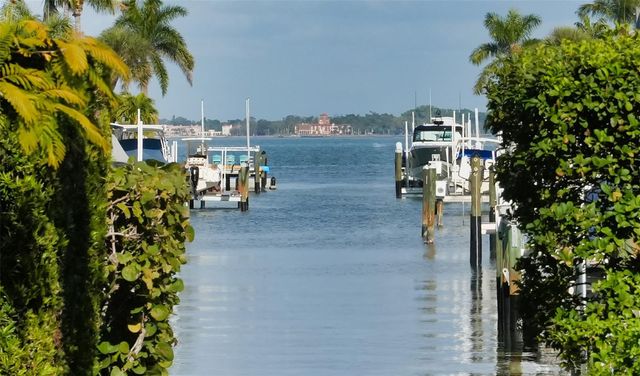 1050 BOGEY LANE, Longboat Key, FL 34228