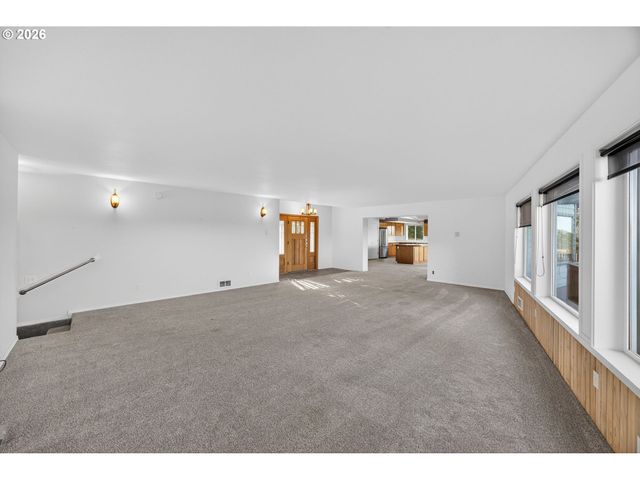 87784 TERRACE VIEW Dr, Florence, OR 97439