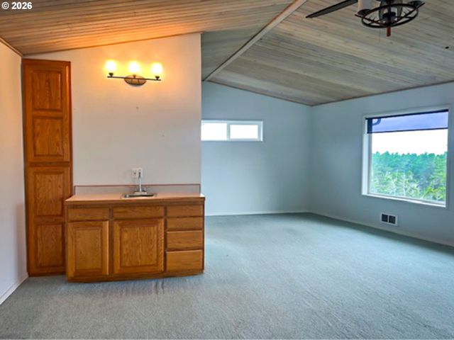 87784 TERRACE VIEW Dr, Florence, OR 97439