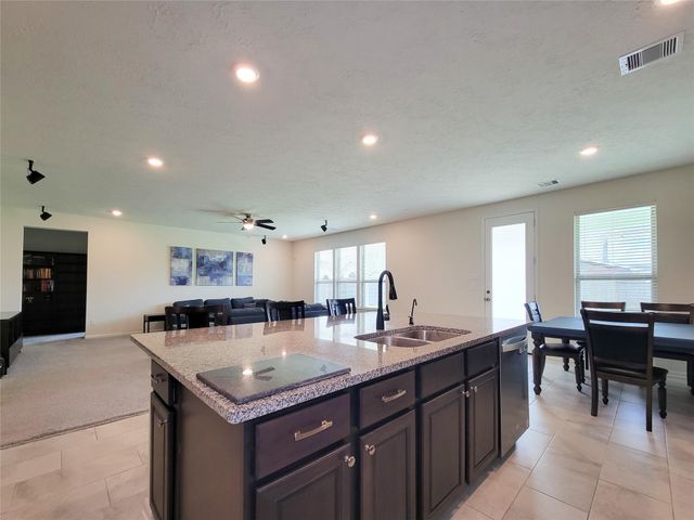 3802 Belmore Lane, Pearland, TX 77584