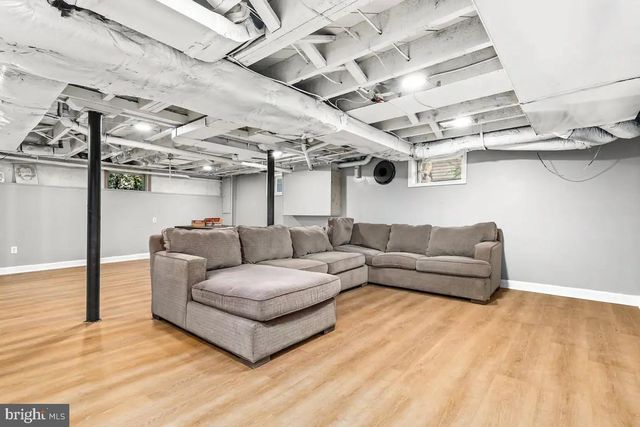 301 BEVERLEY PL, Edgewater, MD 21037
