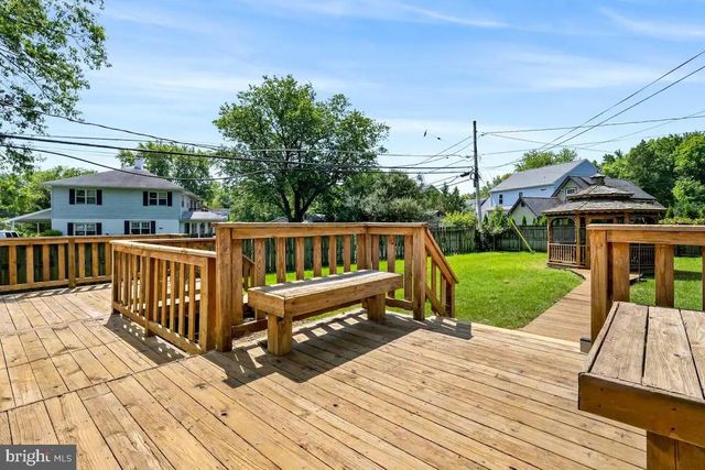 301 BEVERLEY PL, Edgewater, MD 21037