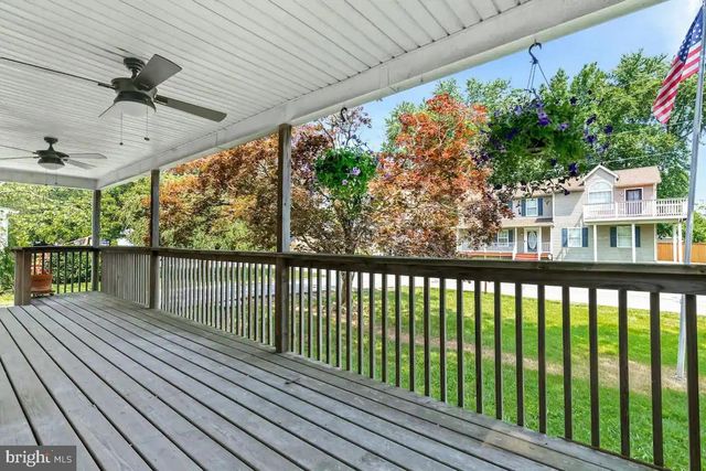 301 BEVERLEY PL, Edgewater, MD 21037