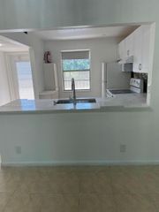 1015 Country Club Dr 302, Margate, FL 33063
