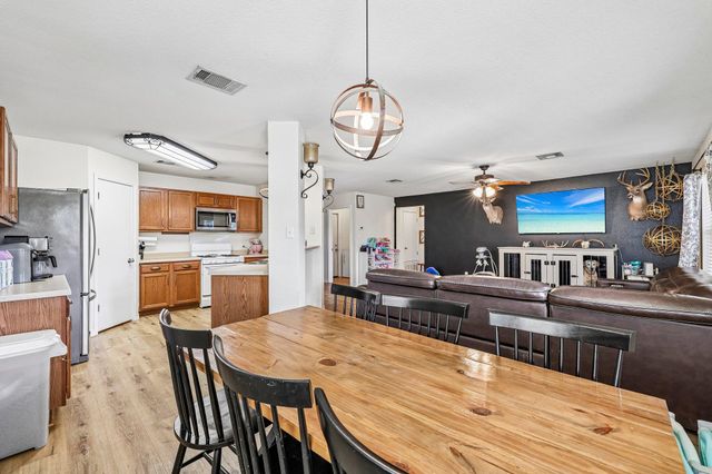 301 Bird Dog BND, Bastrop, TX 78602