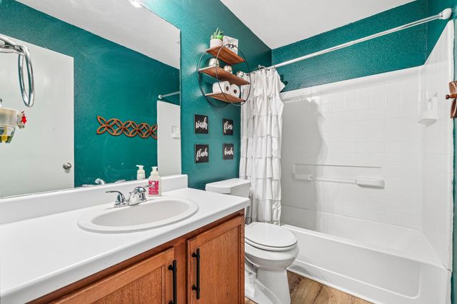 301 Bird Dog BND, Bastrop, TX 78602