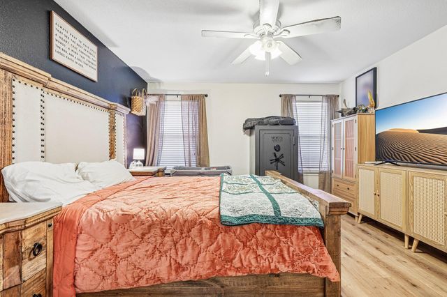 301 Bird Dog BND, Bastrop, TX 78602