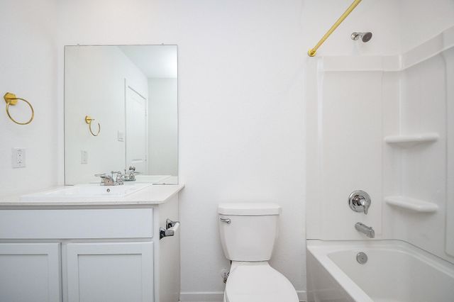 2815 Fountain Woods Drive, League City, TX 77573