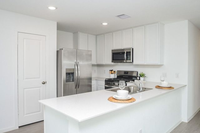 2815 Fountain Woods Drive, League City, TX 77573