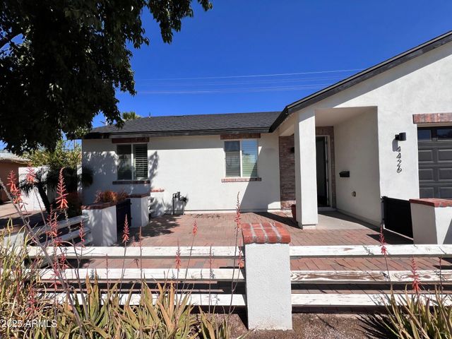 4426 E Campbell Avenue, Phoenix, AZ 85018