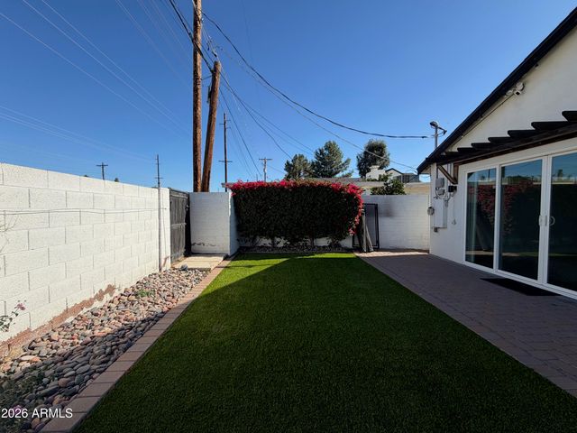 4426 E Campbell Avenue, Phoenix, AZ 85018