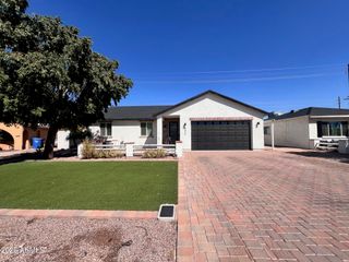 4426 E Campbell Avenue, Phoenix, AZ 85018