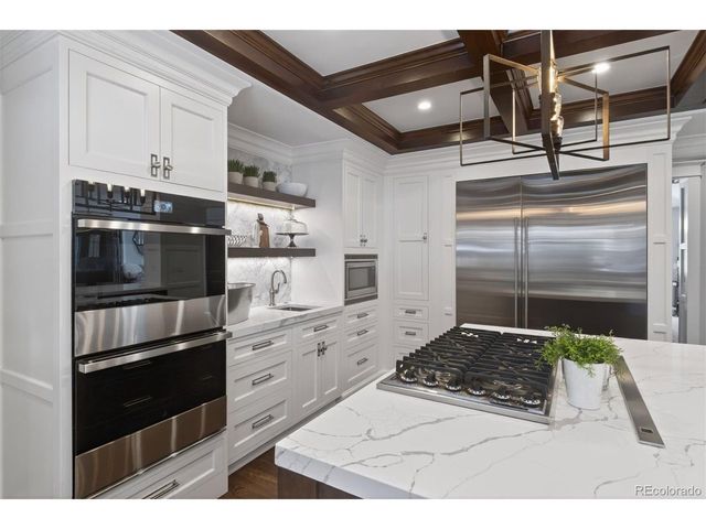 6435 E Tufts Ave, Englewood, CO 80111