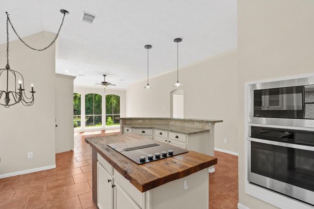 4207 Lakeshore Forest Drive, Missouri City, TX 77459