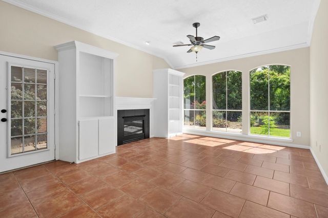 4207 Lakeshore Forest Drive, Missouri City, TX 77459