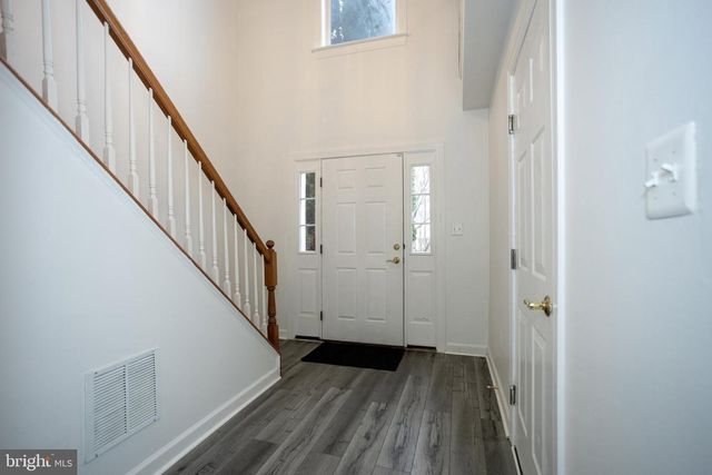 8150 RAINWATER CIR, Manassas, VA 20111