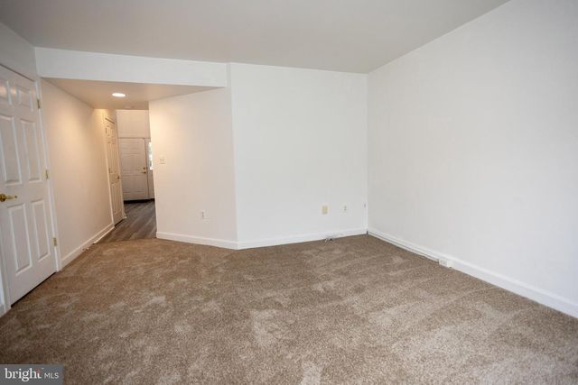 8150 RAINWATER CIR, Manassas, VA 20111