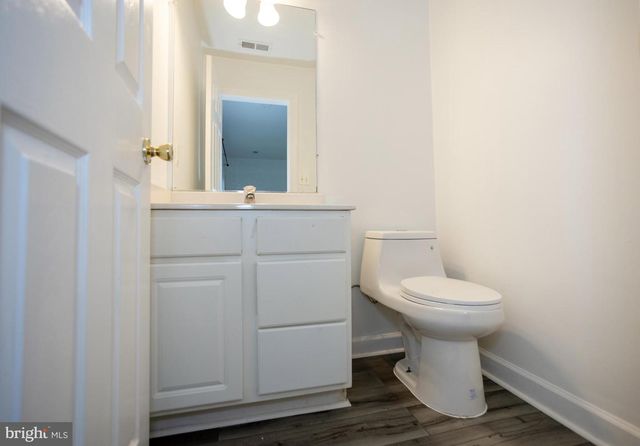 8150 RAINWATER CIR, Manassas, VA 20111