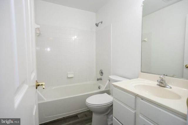 8150 RAINWATER CIR, Manassas, VA 20111